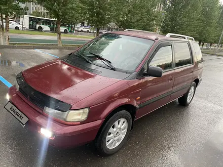 Mitsubishi Space Wagon 1993 года за 1 800 000 тг. в Астана