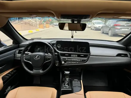 Lexus ES 250 2022 года за 22 000 000 тг. в Астана – фото 19