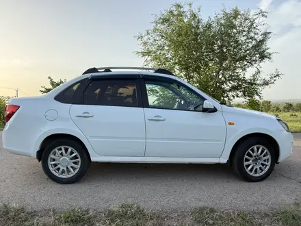 ВАЗ (Lada) Granta 2190 2013 года за 3 100 000 тг. в Алматы – фото 4