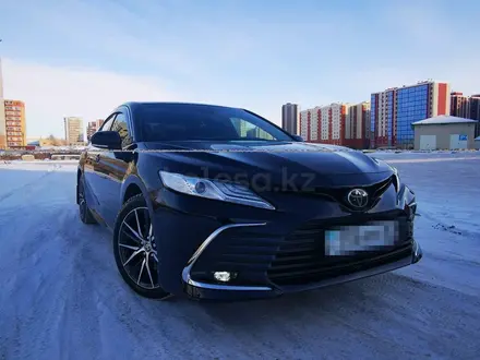 Toyota Camry 2022 года за 27 500 000 тг. в Астана – фото 3