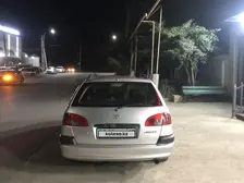 Toyota Avensis, 1998