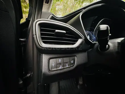Hyundai Santa Fe 2018 года за 11 700 000 тг. в Алматы – фото 18