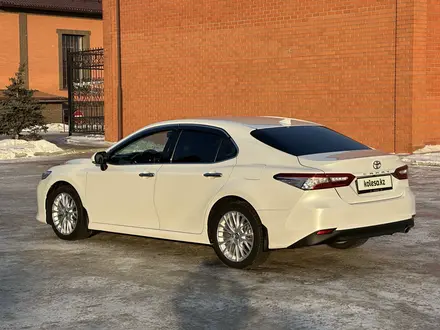 Toyota Camry 2019 года за 14 600 000 тг. в Павлодар – фото 7