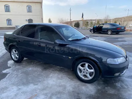 Opel Vectra 1996 года за 980 000 тг. в Шымкент – фото 2