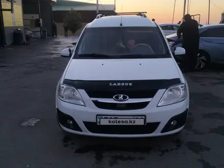 ВАЗ (Lada) Largus 2015 года за 4 000 000 тг. в Алматы – фото 2