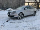 Volkswagen Jetta 2007 годаfor3 500 000 тг. в Астана – фото 2