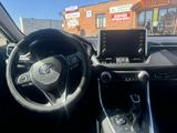 Toyota RAV4 2021 года за 16 800 000 тг. в Усть-Каменогорск – фото 3