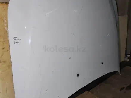 Капот BMW 5 E60 E61 Оригинал Б/У 02-10г БМВ 5-серия Е60 Е61 привозной за 60 000 тг. в Караганда – фото 3