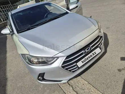 Hyundai Elantra 2018 года за 6 500 000 тг. в Алматы