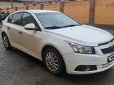 Chevrolet Cruze 2012 года за 3 650 000 тг. в Караганда – фото 3