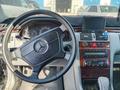 Mercedes-Benz E 320 1998 года за 3 500 000 тг. в Актау – фото 4