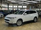 Mitsubishi Outlander 2013 года за 8 300 000 тг. в Кокшетау – фото 2