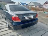 Toyota Camry 2003 годаүшін3 750 000 тг. в Атырау – фото 2