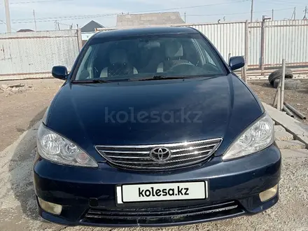 Toyota Camry 2003 года за 3 750 000 тг. в Атырау