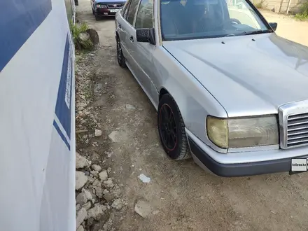 Mercedes-Benz E 260 1992 года за 1 500 000 тг. в Алматы – фото 10