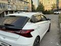 Hyundai i20 2023 годаүшін7 000 000 тг. в Алматы – фото 19