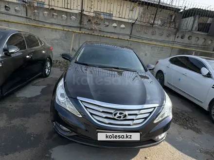 Hyundai Sonata 2009 года за 7 999 999 тг. в Алматы – фото 13