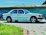 Mercedes-Benz E 200 1992 годаүшін2 500 000 тг. в Шардара – фото 5