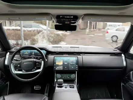 Land Rover Range Rover 2022 года за 72 000 000 тг. в Алматы – фото 13