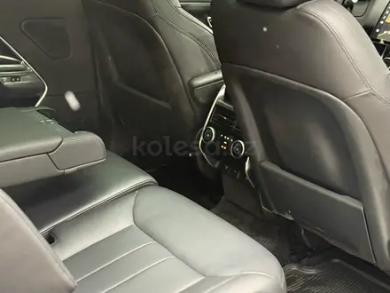 Land Rover Range Rover 2022 года за 72 000 000 тг. в Алматы – фото 19