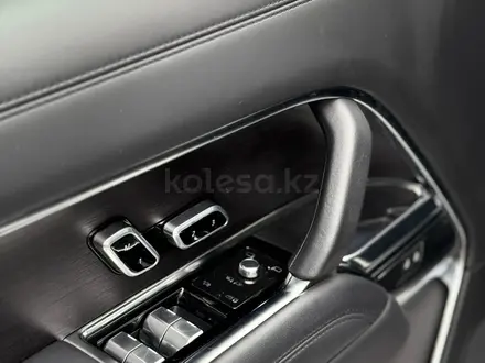 Land Rover Range Rover 2022 года за 72 000 000 тг. в Алматы – фото 22