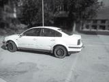 Volkswagen Passat 1997 года за 700 000 тг. в Актобе – фото 2