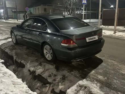 BMW 745 2002 года за 3 650 000 тг. в Алматы – фото 8