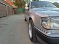 Mercedes-Benz E 220 1993 года за 5 750 000 тг. в Костанай – фото 11