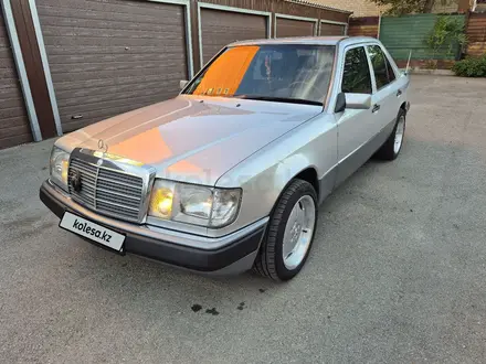 Mercedes-Benz E-Class, 1993