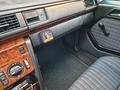 Mercedes-Benz E 220 1993 года за 5 750 000 тг. в Костанай – фото 40