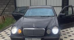 Mercedes-Benz E 220 1996 годаүшін1 800 000 тг. в Алматы – фото 2