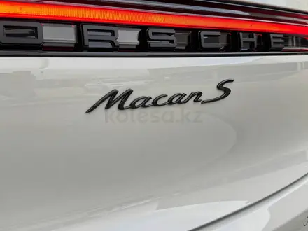 Porsche Macan 2025 года за 68 700 000 тг. в Алматы – фото 20