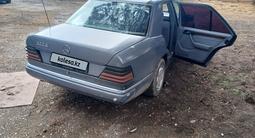 Mercedes-Benz E 200 1990 годаүшін900 000 тг. в Павлодар – фото 3