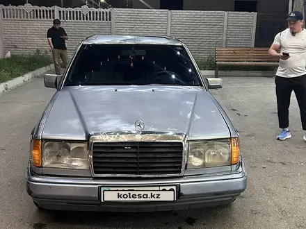 Mercedes-Benz E 230 1992 года за 1 750 000 тг. в Тараз – фото 2