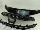 Спойлер, накладка решетки на Camry 80, 52111-33020 за 70 000 тг. в Шымкент – фото 2
