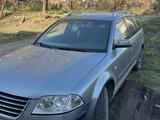 Volkswagen Passat 2003 годаүшін2 500 000 тг. в Алтай – фото 3
