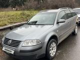 Volkswagen Passat 2003 годаүшін2 500 000 тг. в Алтай – фото 5