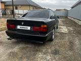 BMW 520 1991 года за 2 450 000 тг. в Атырау – фото 3