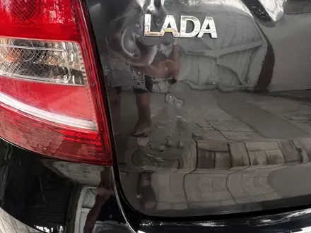 ВАЗ (Lada) Granta 2190 2015 года за 1 800 000 тг. в Усть-Каменогорск – фото 3