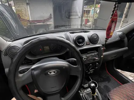ВАЗ (Lada) Granta 2190 2015 года за 1 800 000 тг. в Усть-Каменогорск – фото 4
