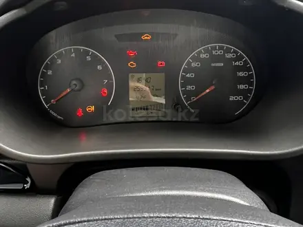 ВАЗ (Lada) Granta 2190 2015 года за 1 800 000 тг. в Усть-Каменогорск – фото 5