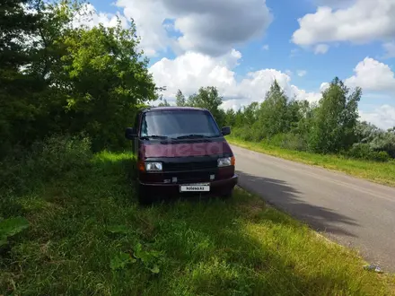 Volkswagen Multivan 1995 года за 4 000 000 тг. в Акколь (Аккольский р-н) – фото 2