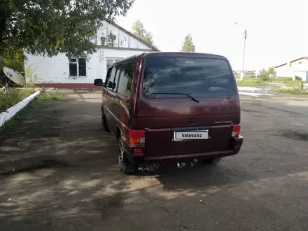 Volkswagen Multivan 1995 года за 4 000 000 тг. в Акколь (Аккольский р-н) – фото 3