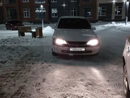 Opel Vectra 1998 года за 1 500 000 тг. в Караганда – фото 7