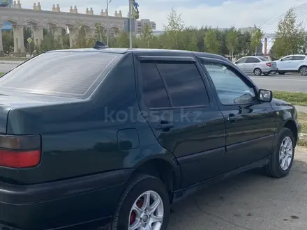 Volkswagen Vento 1997 года за 1 600 000 тг. в Уральск – фото 13