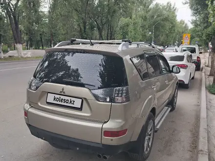 Mitsubishi Outlander 2007 года за 6 500 000 тг. в Алматы – фото 2