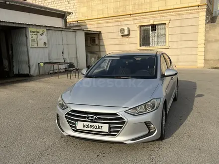 Hyundai Elantra 2017 года за 6 500 000 тг. в Актау