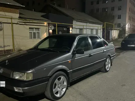 Volkswagen Passat 1992 года за 1 400 000 тг. в Кызылорда – фото 2