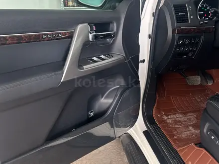 Toyota Land Cruiser 2013 года за 24 500 000 тг. в Актобе – фото 36