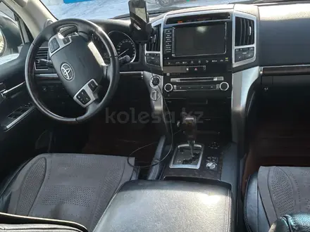 Toyota Land Cruiser 2013 года за 24 500 000 тг. в Актобе – фото 57